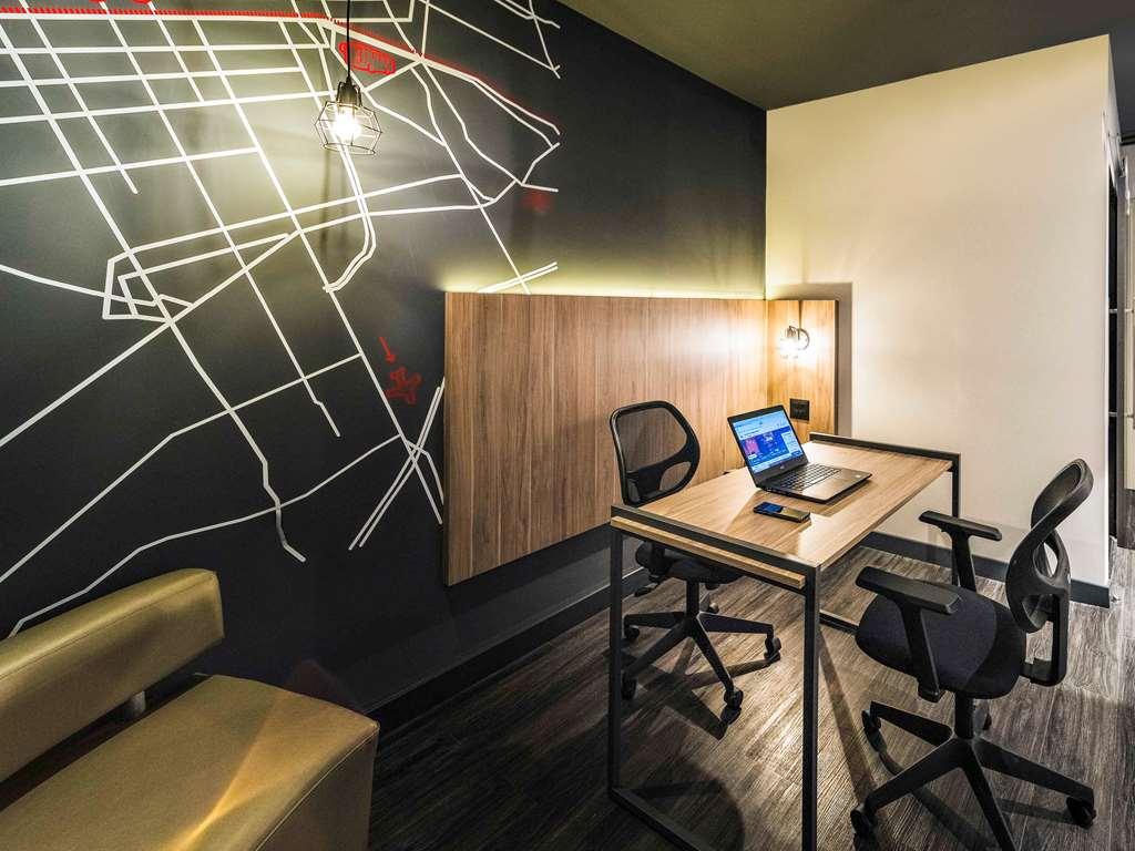 Ibis Curitiba Batel Hotell Rom bilde