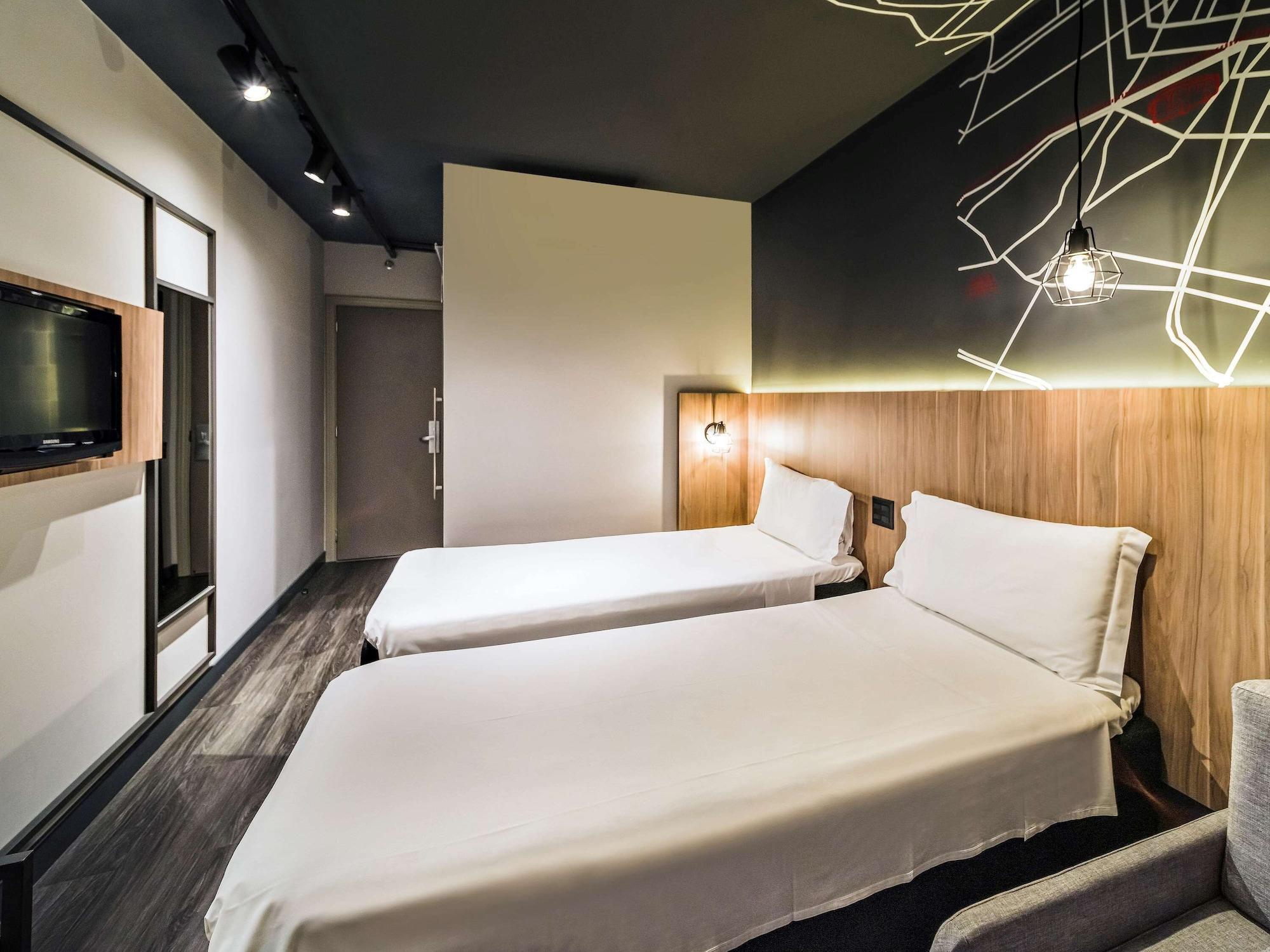 Ibis Curitiba Batel Hotell Eksteriør bilde